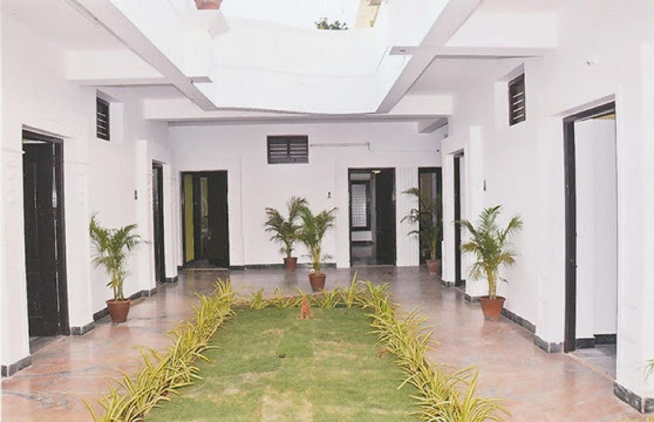 Arunaalaya Residency Hotel Tiruvannamalai Bagian luar foto