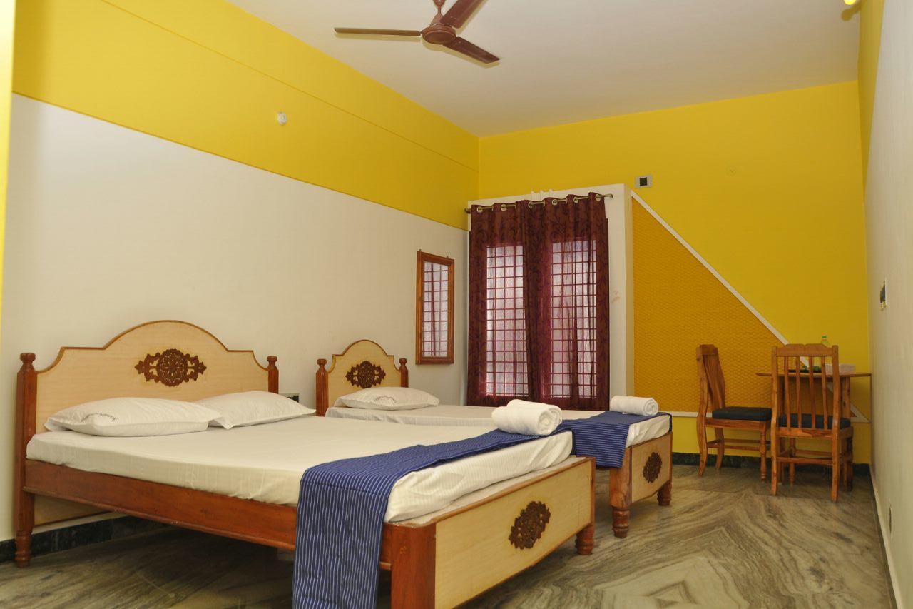 Arunaalaya Residency Hotel Tiruvannamalai Bagian luar foto