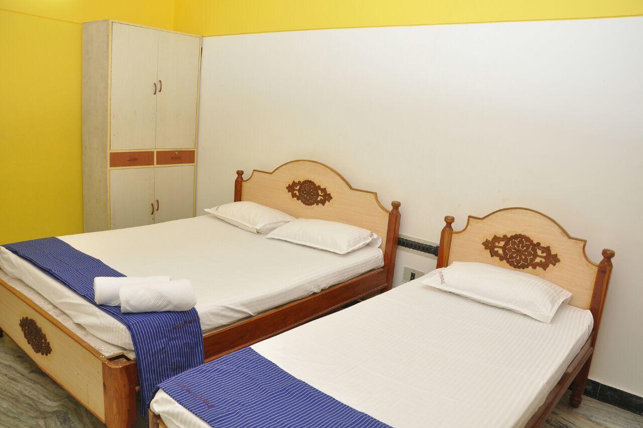 Arunaalaya Residency Hotel Tiruvannamalai Bagian luar foto