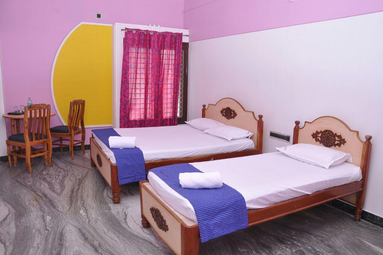 Arunaalaya Residency Hotel Tiruvannamalai Bagian luar foto