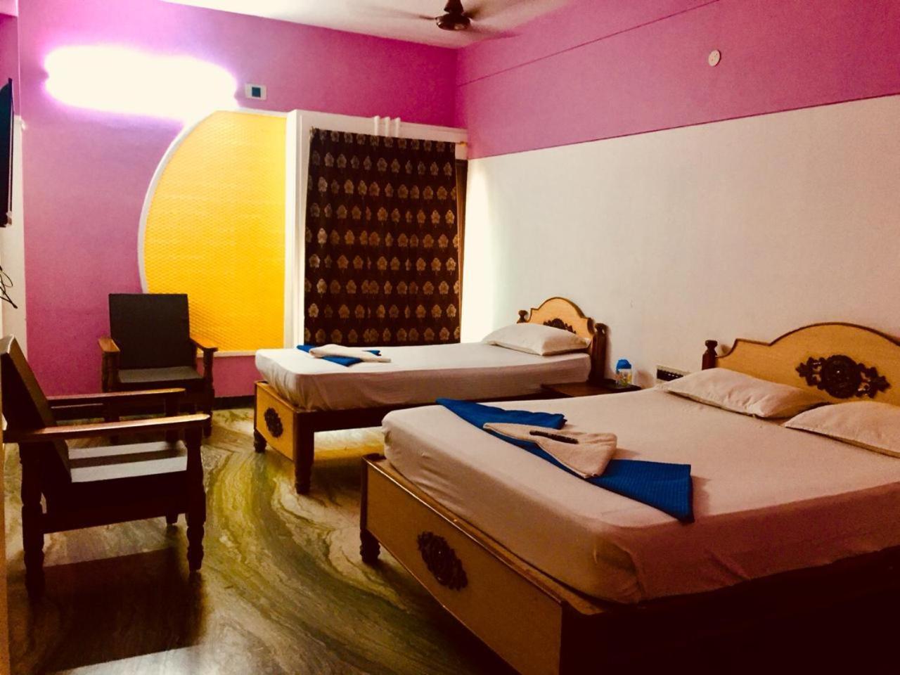 Arunaalaya Residency Hotel Tiruvannamalai Bagian luar foto