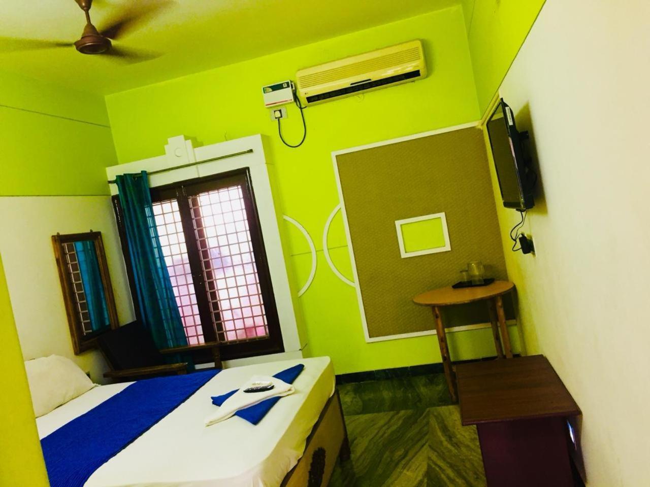 Arunaalaya Residency Hotel Tiruvannamalai Bagian luar foto