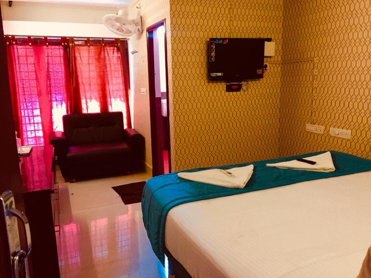 Arunaalaya Residency Hotel Tiruvannamalai Bagian luar foto